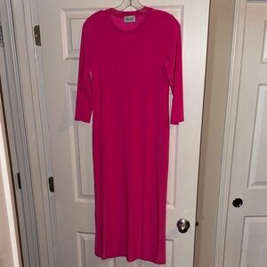 Women's Crewneck Midi Dress in Bright Pink